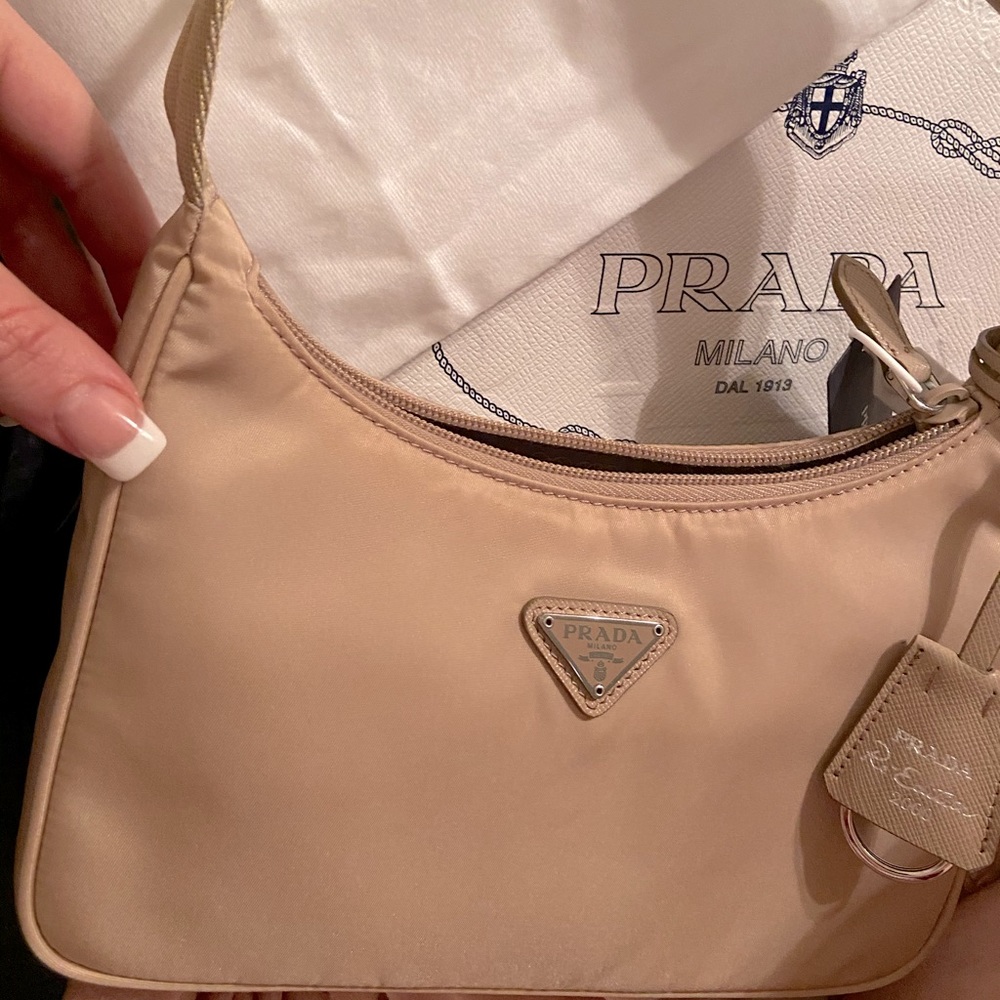 2000 Prada-Re edition